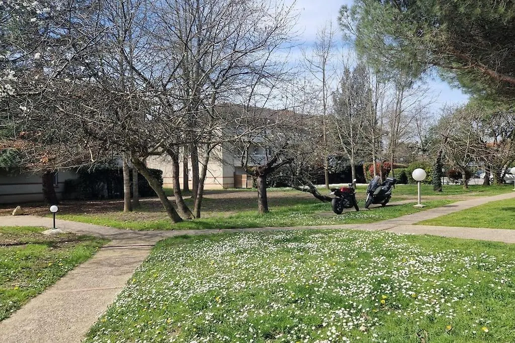 Joli T2 Vue Sur Le Jardin Proche De Toulouse Διαμέρισμα Launaguet
