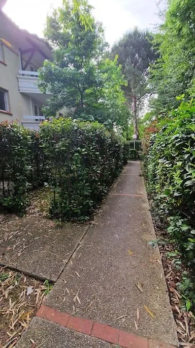 Joli T2 Vue Sur Le Jardin Proche De Toulouse Διαμέρισμα Launaguet